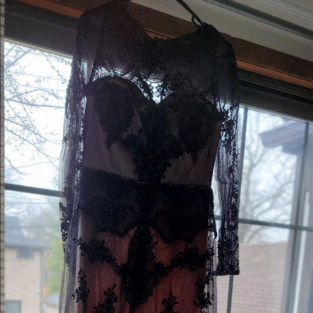 Prom dress - Picture 6 of 11